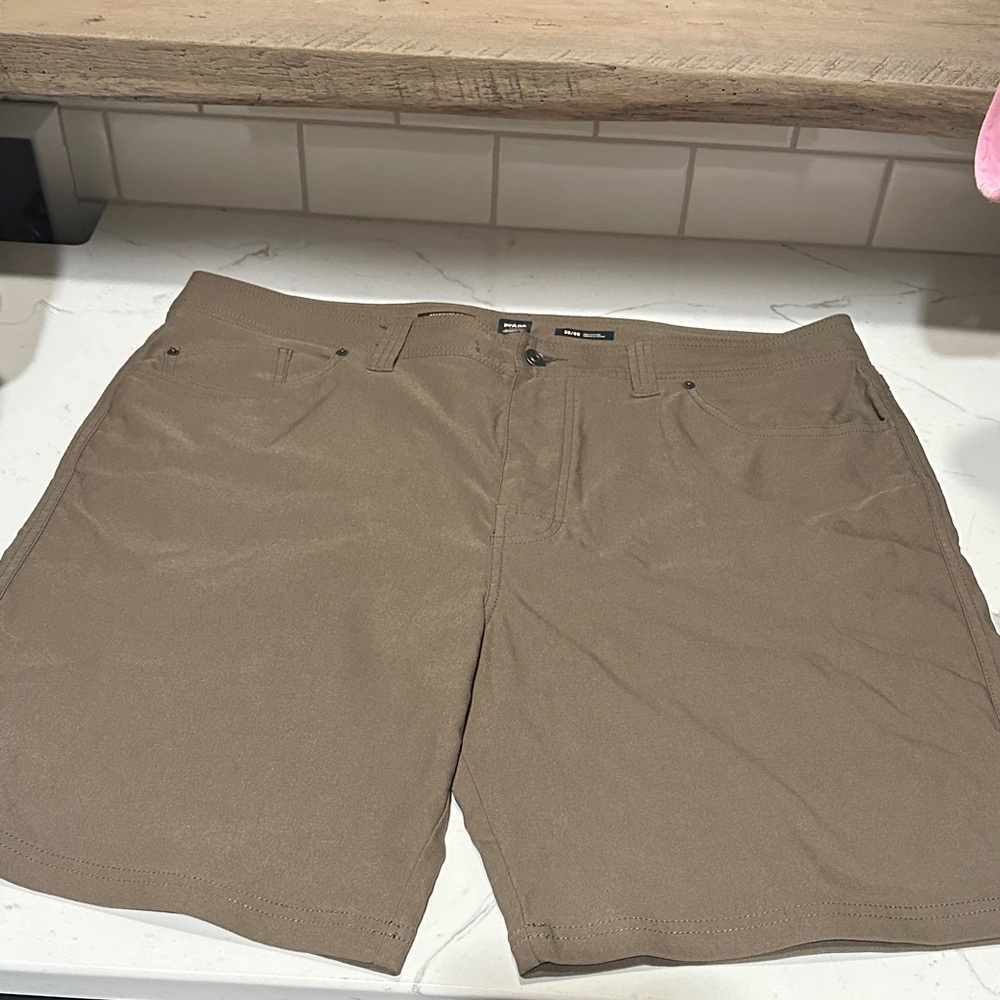 Prana Men's Tan Flat Front Shorts